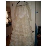 WEDDING GOWN