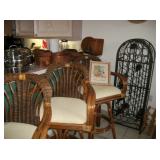 TOTAL - 8 BAR STOOLS