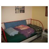 TRUNDLE BED