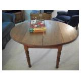 ANTIQUE OAK DROP LEAF TABLE
