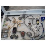 GOLD & SILVER JEWELRY