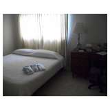 KING BED, BATES SPREAD