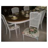 VINTAGE TABLE/ 6 CHAIRS