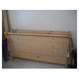 QUEEN SLEIGH BED SET