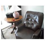 LIFT/RECLINER - LIKE NEW