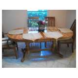 OAK TABLE & 4 CHAIRS