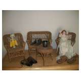 ANTIQUE DOLL FURNITURE