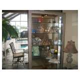 DISPLAY CASE WITH SLIDING DOOR