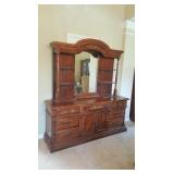 New Estate Moved to Warehouse, Including Current Merchandise