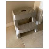 step stool 
