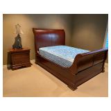 sleigh bed 
