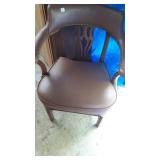 LEATHER SIDE CHAIR