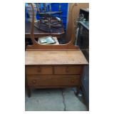 OAK SMALL CHEST