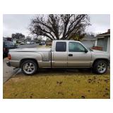 2003 Chevy ext cab 1500 78k miles