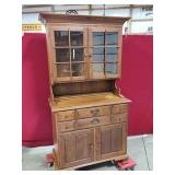 TEMPLE-STUART MAPLE HUTCH, 2 PIECE
