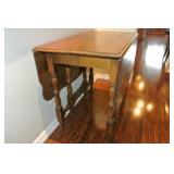 Antique oak gate leg table
