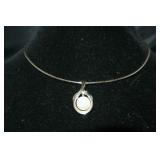 White Gold w/ Pearl and Diamond 