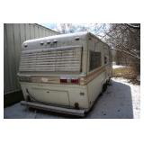 VINTAGE MID CENTURY CAMPER TRAILER