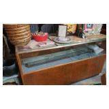 VINTAGE JEWELRY COUNTER