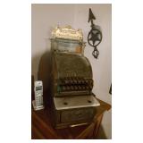 ANTIQUE CASH REGISTER