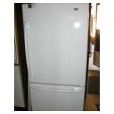 BOTTOM FREEZER REFRIGERATOR