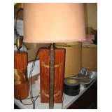 RANCH OAK LAMP