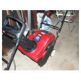 SNOW BLOWER