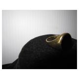 Sixe 10 14kt Ring with Onyx 6.5 grmw