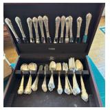 Flatware Set