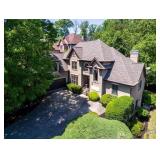 Sensing Transitions Presents a HUGE Upscale Decorators Dream Extravaganza in Johns Creek