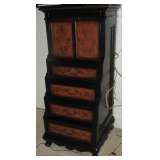 DECORATOR - LINGERIE CHEST - UNIQUE - ASKING: $ 575