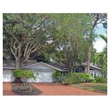 Great Mix of Florida style and Traditional