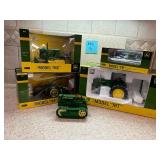 Oodles and Oodles of Collectible Fun Online Auction - Ends 8/1!