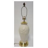 1027	LENOX MASTERPIECE IRIS QUOIZEL IVORY TABLE LAMP, 32 IN HIGH, HAS LENOX SHADE	100	200	50	PLEASE 