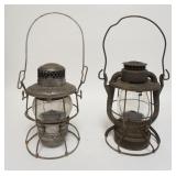1112	2 RAILROAD LANTERNS ADLAKE & DEITZE ONE IS C & O. 15 IN H  	70	150	25	PLEASE PAY ATTENTION FOR 