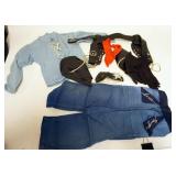 1158	VINTAGE LONE RANGER COSTUME	50	100	25	PLEASE PAY ATTENTION FOR DAILY ADDITIONS TO THIS SALE. PA