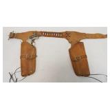 1179	ATIQUE MATTEL FANNER 50 HOLSTERS AND FANNER TOY CAP GUN	50	100	25	PLEASE PAY ATTENTION FOR DAIL