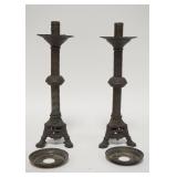1147	PAIR OF BRASS 3 FOOTED CANDLE STICKS W/ BOBACHES. 11 1/2 IN H 	50	100	10	PLEASE PAY ATTENTION F
