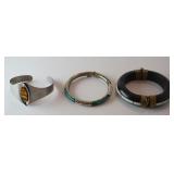 1268	BRACELET LOT INCLUDING SHEFFIELD ENGLAND STAINLESS STEEL CUFF BRACELET WITH STONE, GREEN STONE 