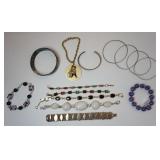 1271	LOT OF 14 BRACELETS	25	50	10	PLEASE PAY ATTENTION FOR DAILY ADDITIONS TO THIS SALE. PARTIAL UPL