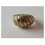 1274	14K GOLD RING MARKED 585, SIZE 6. TOTAL APPROXIMATE WEIGHT 3.863 DWT	100	200	50	PLEASE PAY ATTE