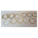 1056	LOT OF 10 COSTUME JEWELRY BRACELETS.