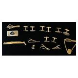 1131	LOT OF MENS JEWELRY INCLUDING A MONEY CLIP, 4 PAURS OF CUFF LINKS AND 7 TIE CLASPS, ONE MARKED 