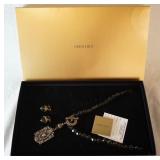 1155	HEIDI DAUS NECKLACE & EARRINGS SET IN ORIGINAL BOX. 