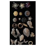 1162	LOT OF 23 BROOCH PINS