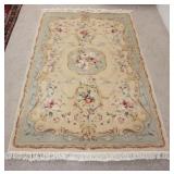 1185	THROW RUG, 3 FT X 2 FT