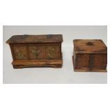 1290	TWO PIECE LOT INCLUDING A MINIATURE DECORATED BLANKET CHEST & A WOODEN BOX. DECORATED CHEST IS 