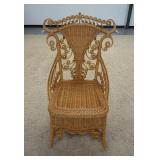 1121	WICKER CHAIR