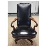 1135	BLACK LEATHER HICKORY OFFICE CHAIR