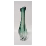 1224	SIGNED VAL ST. LAMBERT GREEN & CLEAR VASE POLISHED PONTIL. 15 1/4 IN H 